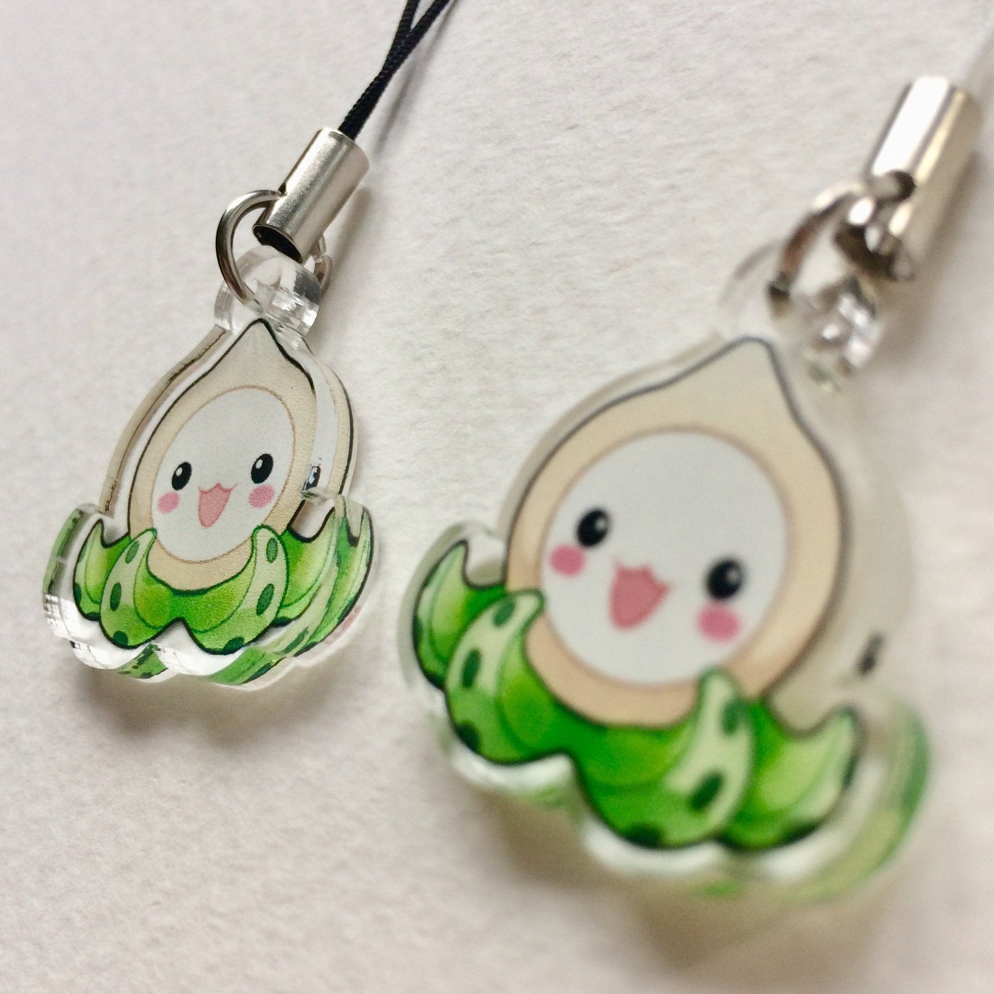 Pachimari OW Double-Sided Clear Acrylic or Epoxy Resin Charm